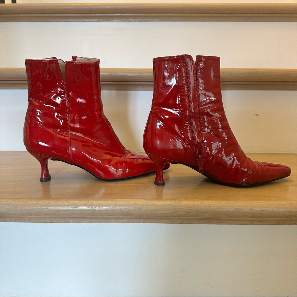 Stuart Weitzman Red Patent Leather Ankle Boots with Kitten Heel - Size 5